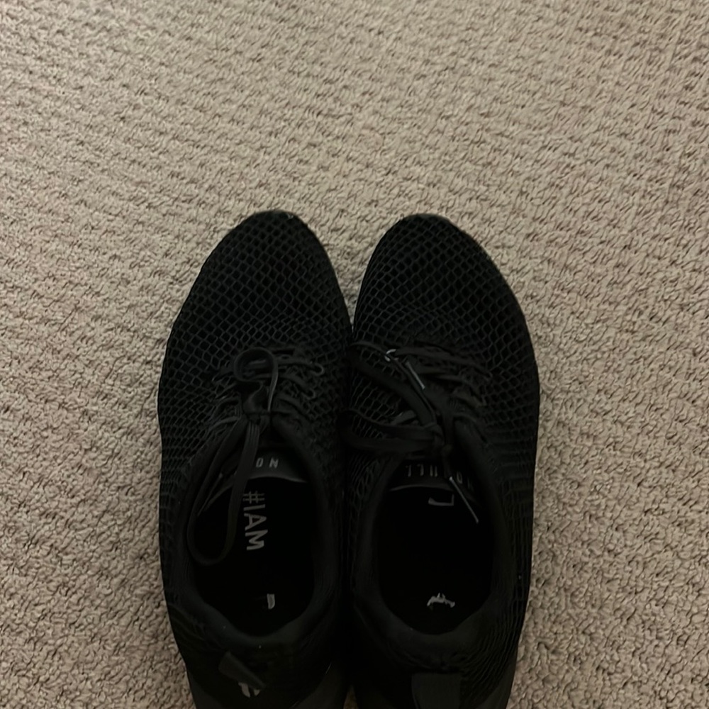 NOBULL mesh runner size 11.5